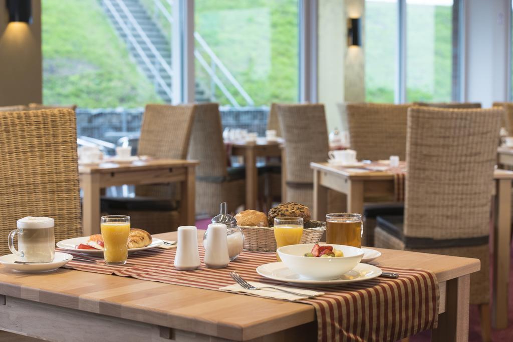 Hotel Hafen Buesum Екстериор снимка